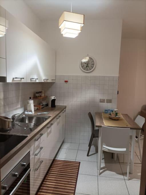 Gentarrubia - a casa nel cuore della città Oristano Esterno foto